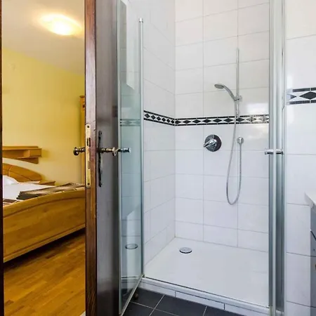 Six-bedroom In I Appartamento Crikvenica