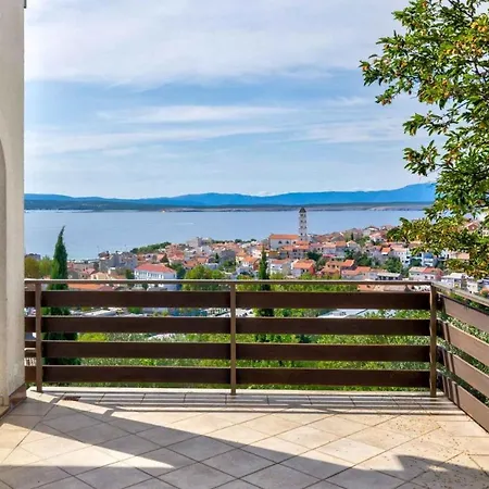 Six-bedroom In I Appartamento