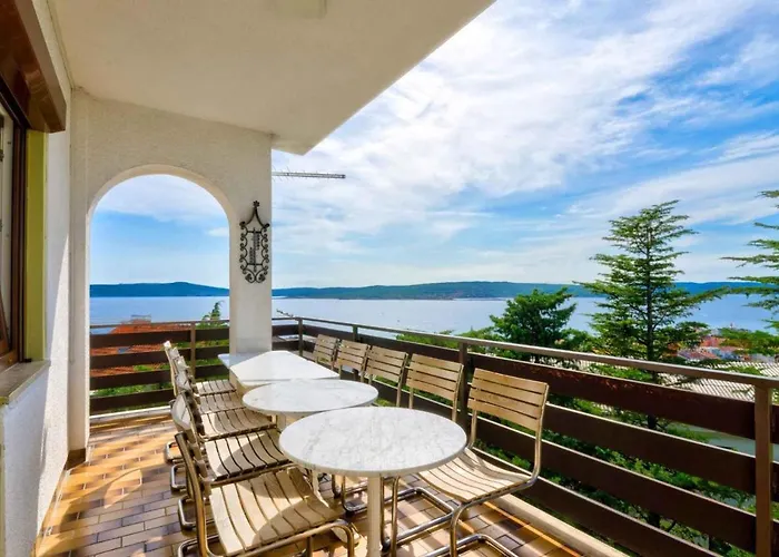 Six-bedroom In I Appartamento