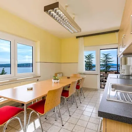 Apartment Six-bedroom In I Crikvenica